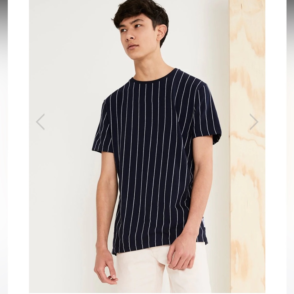 Bellfield Men’s Medium Tee. 100% cotton. TRUNDLE series